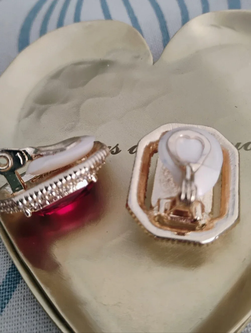 Vintage halo jewel